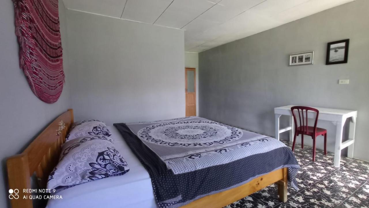 Leokap Homestay Тук-Тук Экстерьер фото