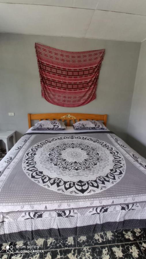 Leokap Homestay Тук-Тук Экстерьер фото