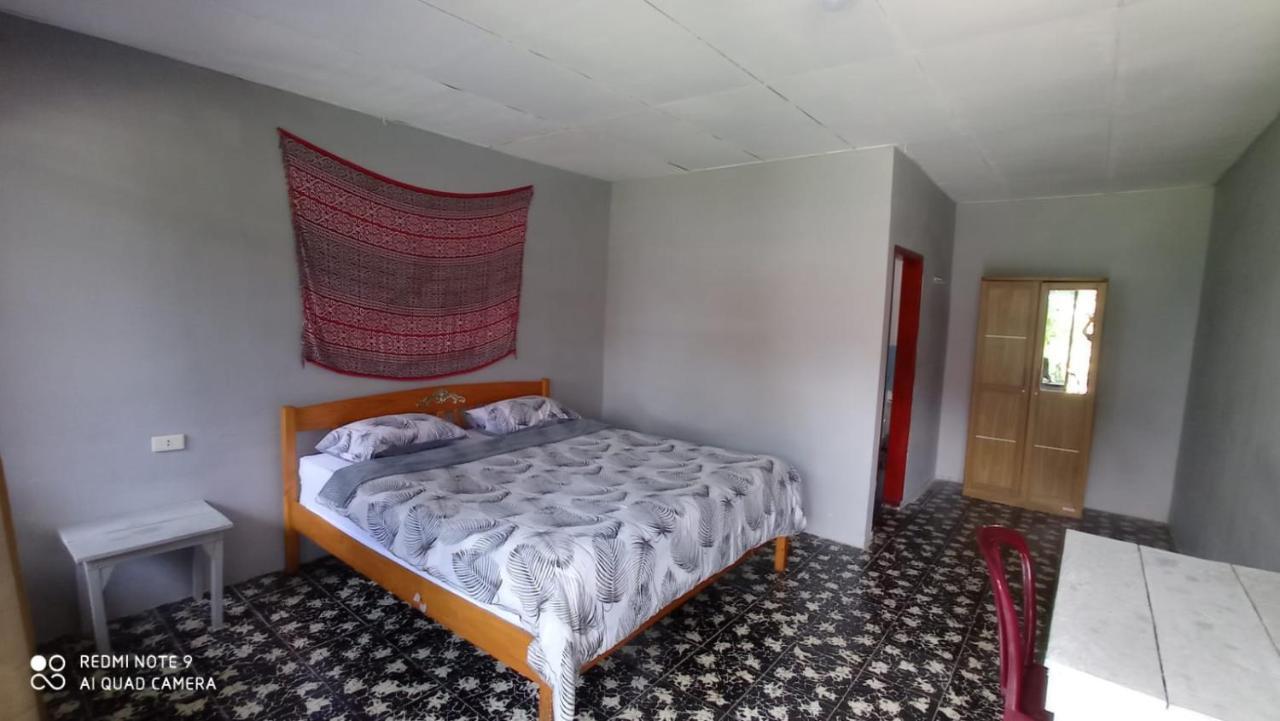 Leokap Homestay Тук-Тук Экстерьер фото